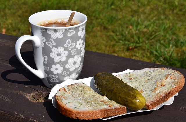 又赢球了！朱婷带河南女排3比0拿下四川，三连胜提前晋级，三场只输一局