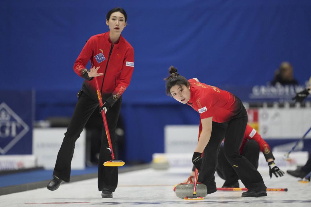 记者：阿隆索国家德比惹恼维尼修斯后，曾让米利唐去找他谈谈